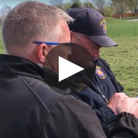 Responders at the Garmin Marathon in Kansas use smartphones